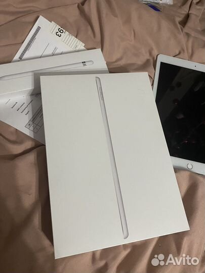 iPad 8 2020 wifi 32gb 10.2 комплект Apple Pencil 1