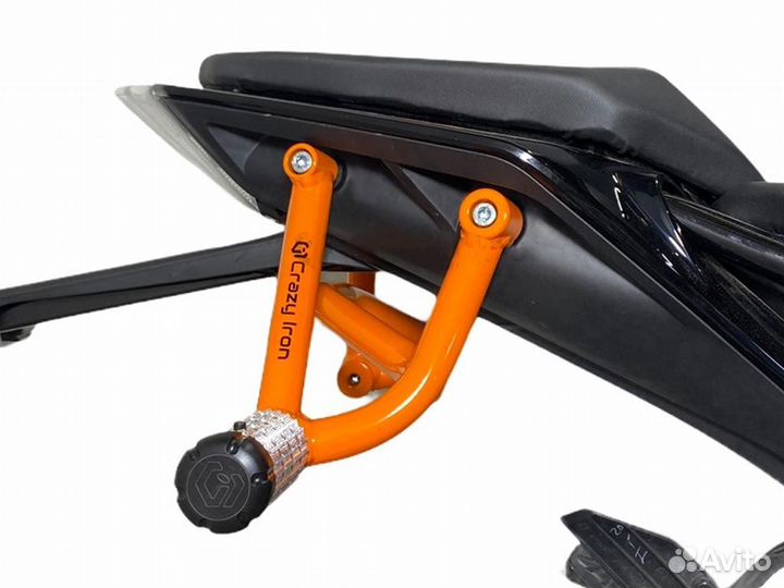 Сабкейдж на мотоцикл KTM Duke 250, 390 21-г