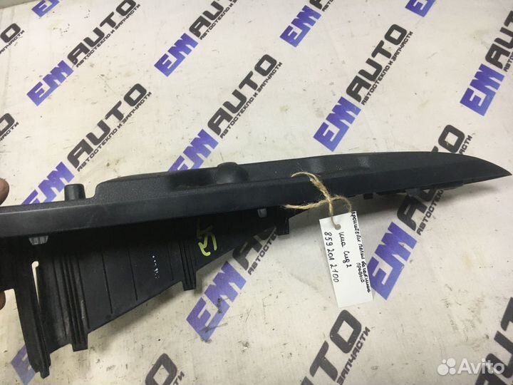 Кронштейн полки багажника правый Киа Сид 2