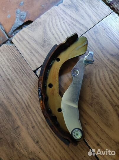 Тормозные колодки задние