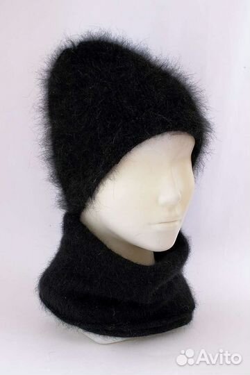 Новая вязаная шапка и снуд из пуха