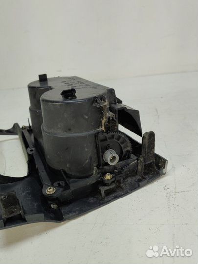 Подстаканник Mazda 6 AJV6 2003