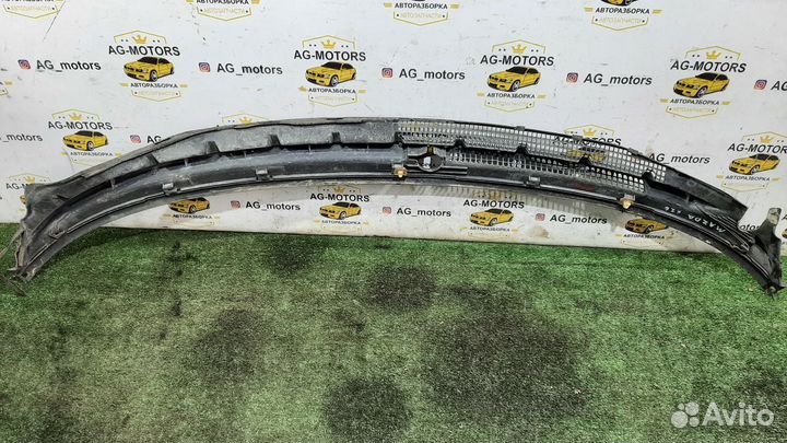 Жабо лобового стекла Mazda 626 GF