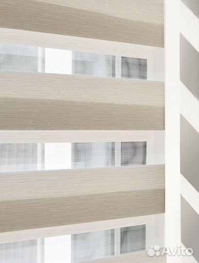 Рулоная штора день ночь