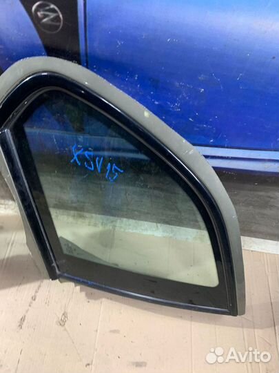 Стекло заднее боковое глухое BMW X5 E53