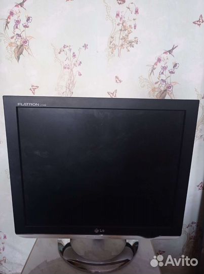 Монитор для компьютера LG