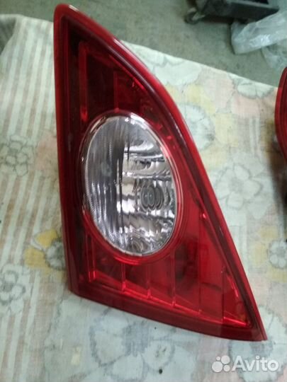 Задние внутренние фонари Ниссан Мурано 2011 г в