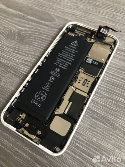 Аккумулятор на iPhone 5c