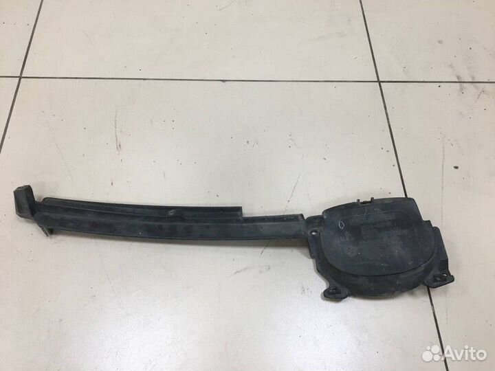 Накладка на решетку радиатора Mazda CX-7