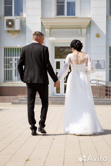 Свадебное платье 44 46 бу