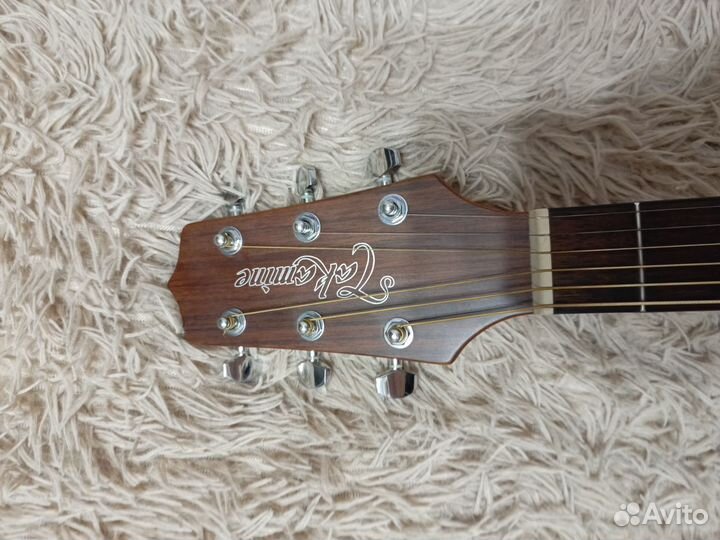 Электроакустическая гитара