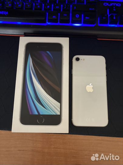 iPhone SE (2020), 64 ГБ