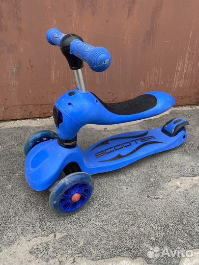 Самокат беговел Scooter