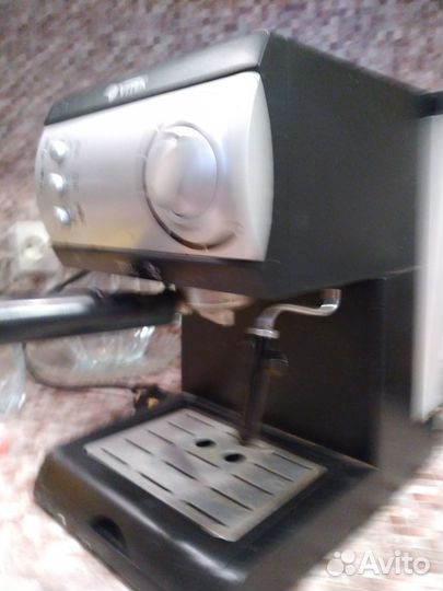 Кофеварка экспрессо/капучино vitek