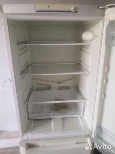 Холодильник на рем
