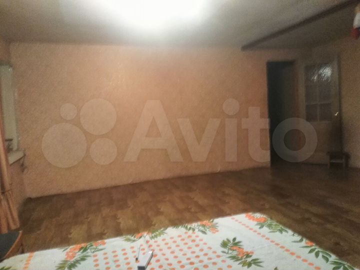 Дом 45 м² на участке 50 сот.