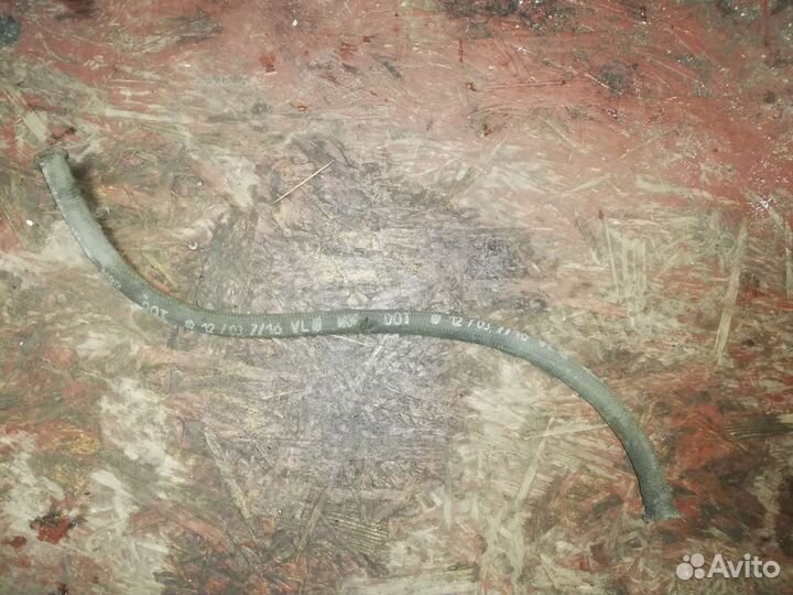 Патрубок шланг системы охлаждения Нива Шевроле