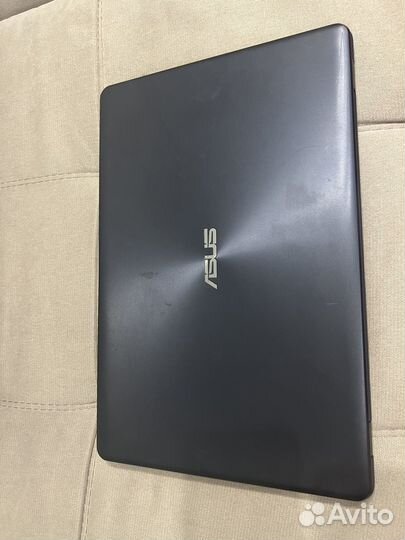 Ноутбук asus