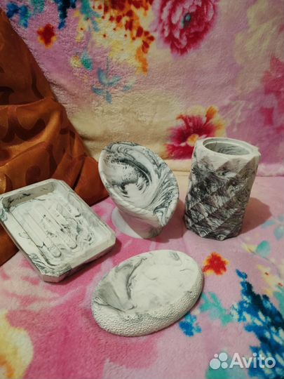 Мыльница из камня