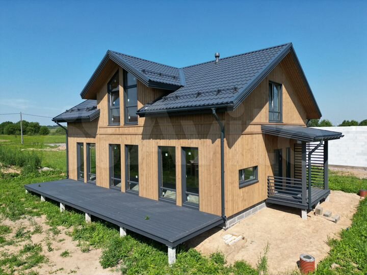 Дом 189 м² на участке 10 сот.