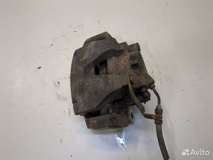 Суппорт Audi A4 (B9), 2016