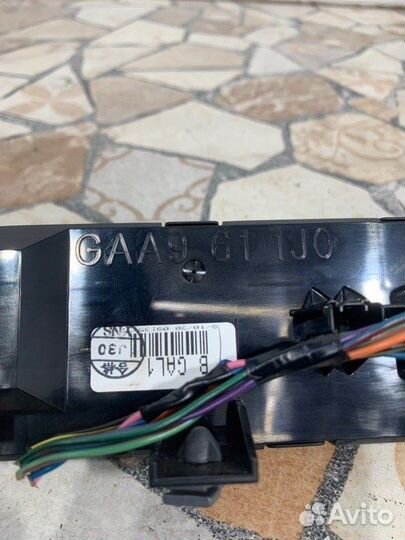 Информационный дисплей (магнитола) Mazda 6 седан