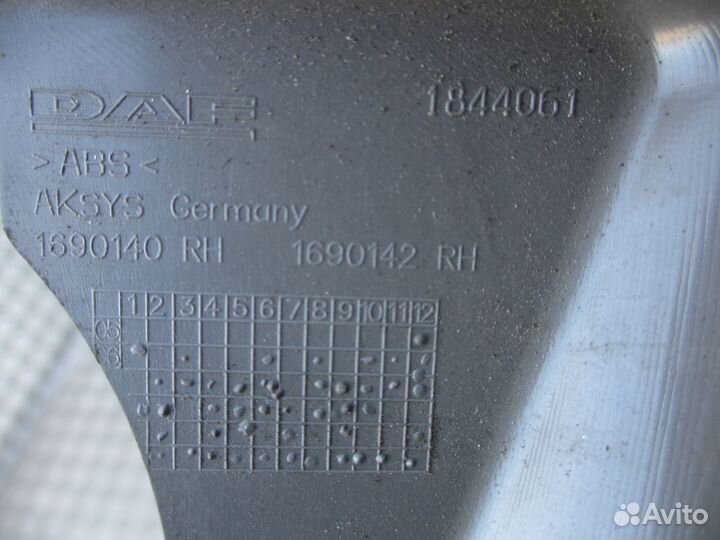 Накладка стойки DAF 1691040