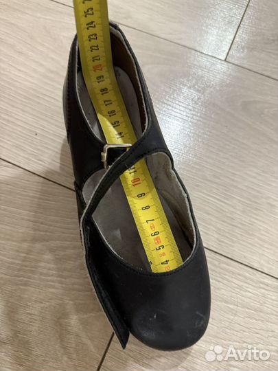 Туфли для народных танцев