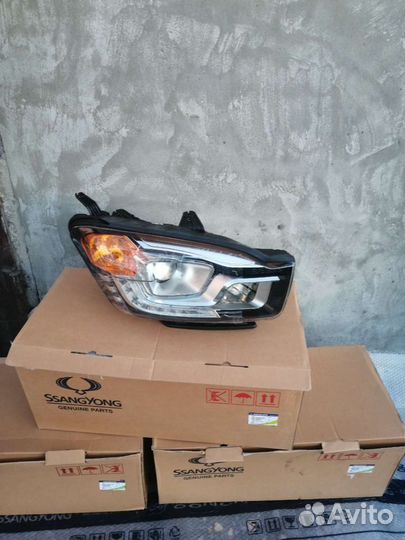 Фара Санг йонг актион Нью 2 SsangYong Actyon New 2