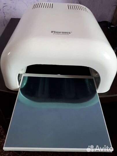 Лампа для маникюра (новая)