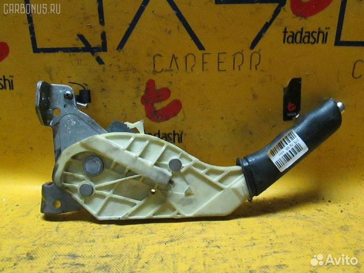 Рычаг стояночного тормоза 1205202 на Ford Focus WF