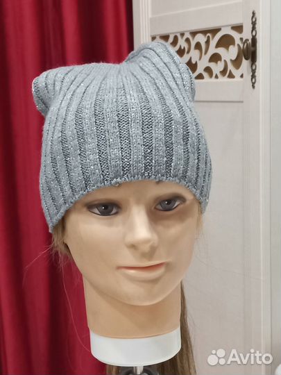 Шапка женская вязаная