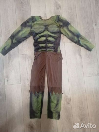 Костюм детский новый 