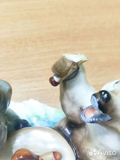 Фарфоровая Статуэтка медвежата лфз, СССР