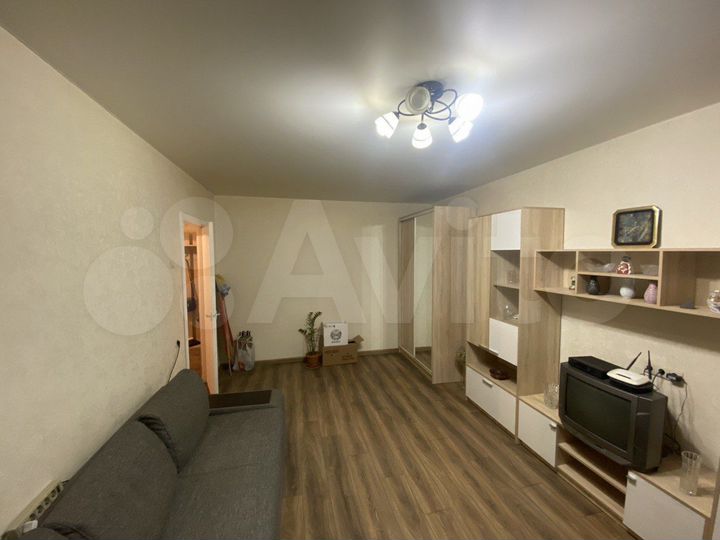 1-к. квартира, 40 м², 2/9 эт.