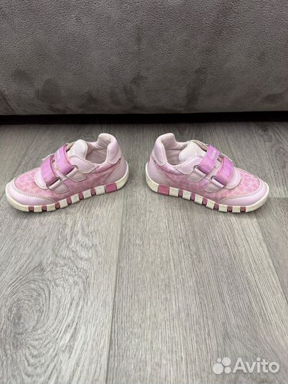 Кроссовки Geox для девочки 25