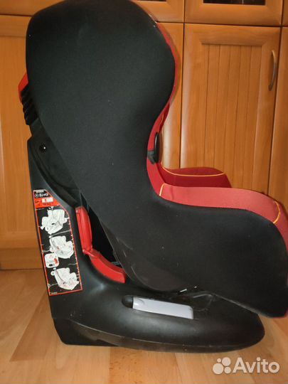 Автомобильное детское кресло от 9 до 18 кг