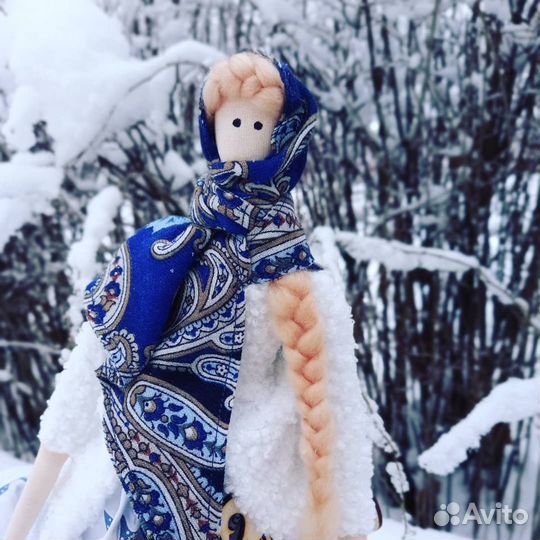 Снегурочка или зимний ангел