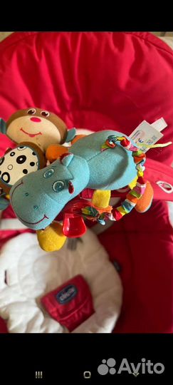 Шезлонг детский chicco