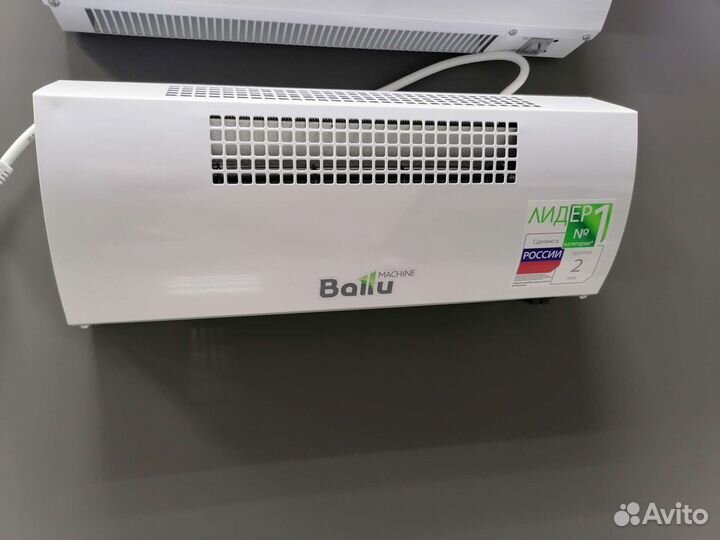 Завеса тепловая Ballu BHC-CE-3L (2,5 квт)