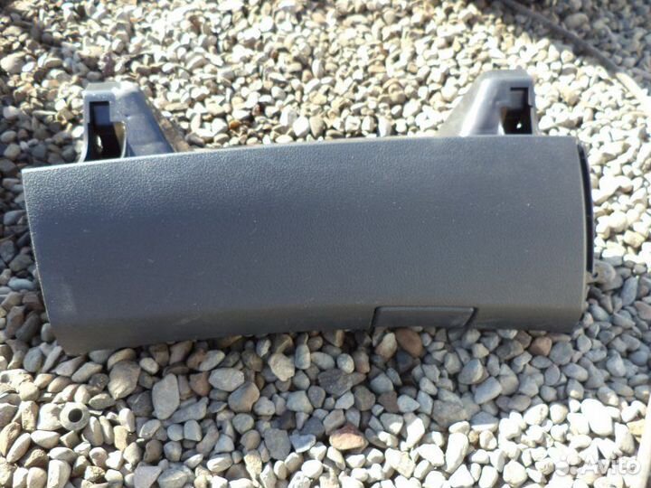 Бардачок Toyota Corolla Fielder NZE141 1NZ-FE