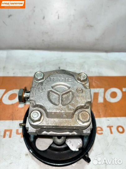 Насос гидроусилителя руля Suzuki Grand Vitara