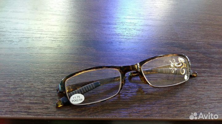 Очки + 1,75 для коррекции зрения