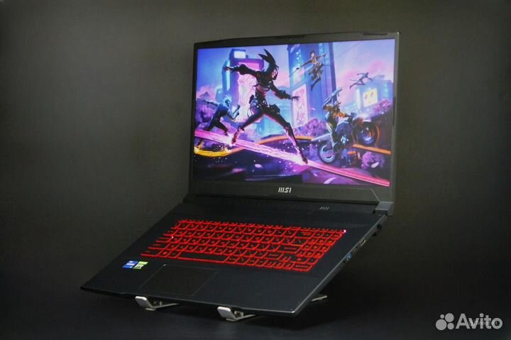 Мощный игровой ноутбук MSI/ 17,3/RTX/RAM16GB