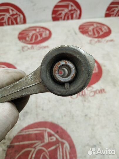 Рычаг передний верхний Infiniti Fx35 S51 VQ35HR