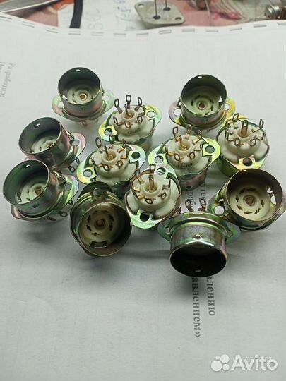 Гнёзда для радио лампы