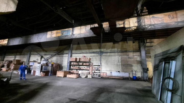 Производство с кран-балками и офисом, 2151 м²
