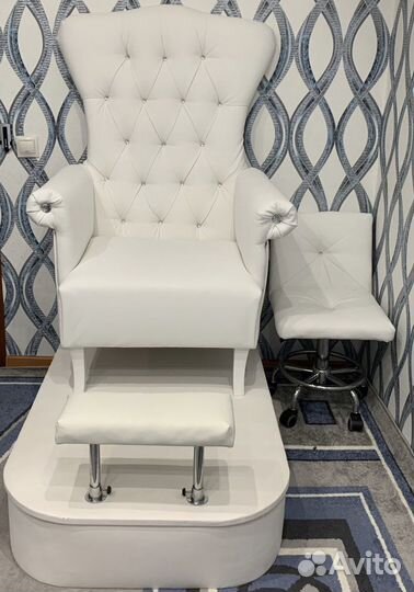 Педикюрное кресло