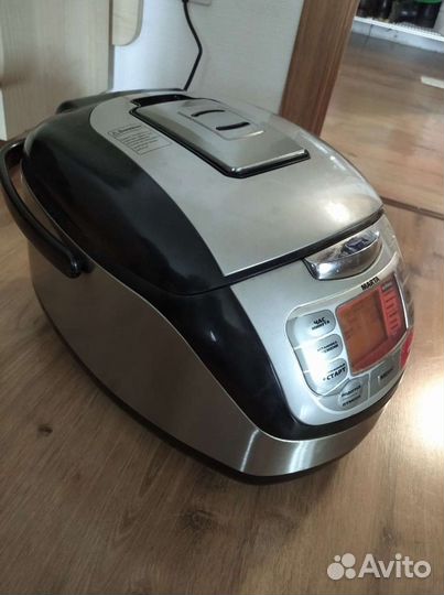 Мультиварка марта б/у