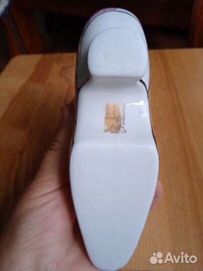 Фарфоровые статуэтки 